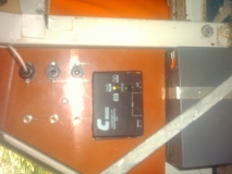 Schalttafel mit Laderegler und Accu