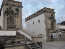 Rätselbild-Gebäudekomplex