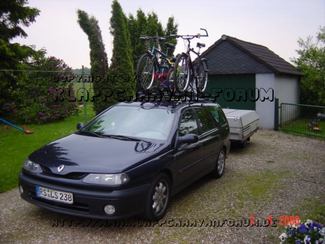 Alpenkreuzer Super GT hinter Laguna GrandTour